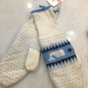 Vineyard Vines Cream and Blue Kids Mittens